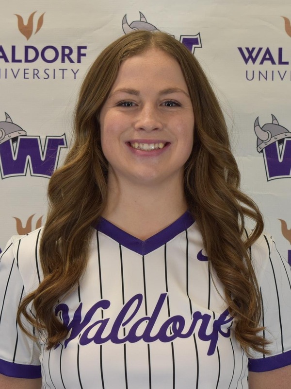 Timber Oakes, Softball
