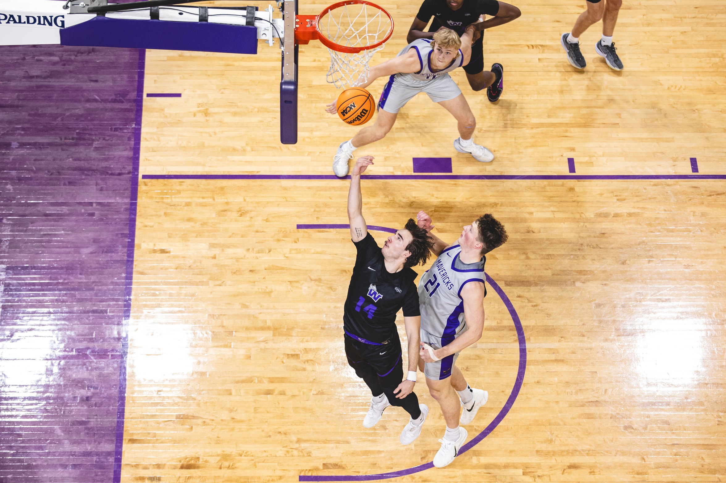 Waldorf Men's Basketball Cannot Recover from Cold Start in Loss at Hastings