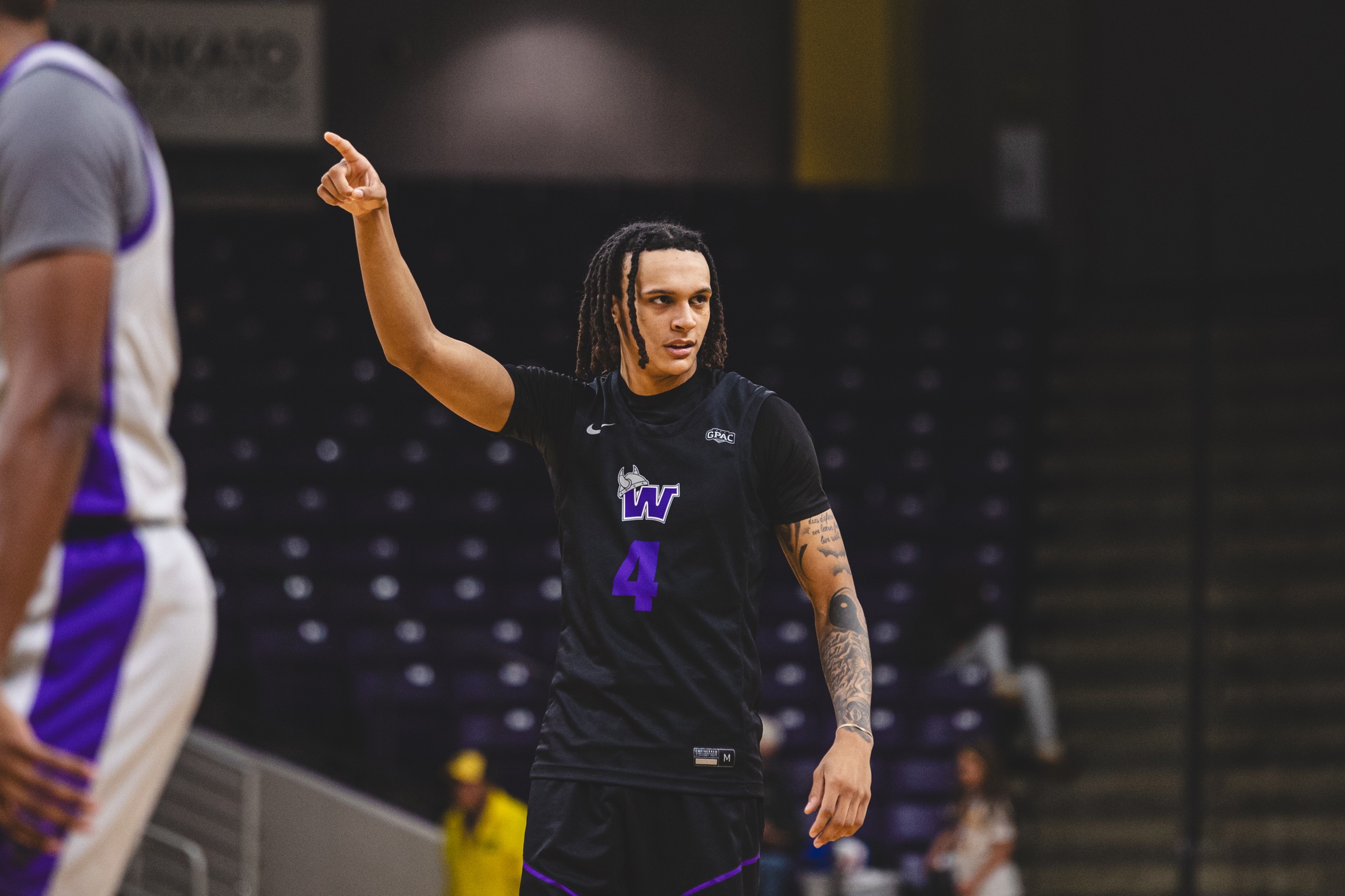 Waldorf Men's Basketball Rally Falls Short at Dakota Wesleyan