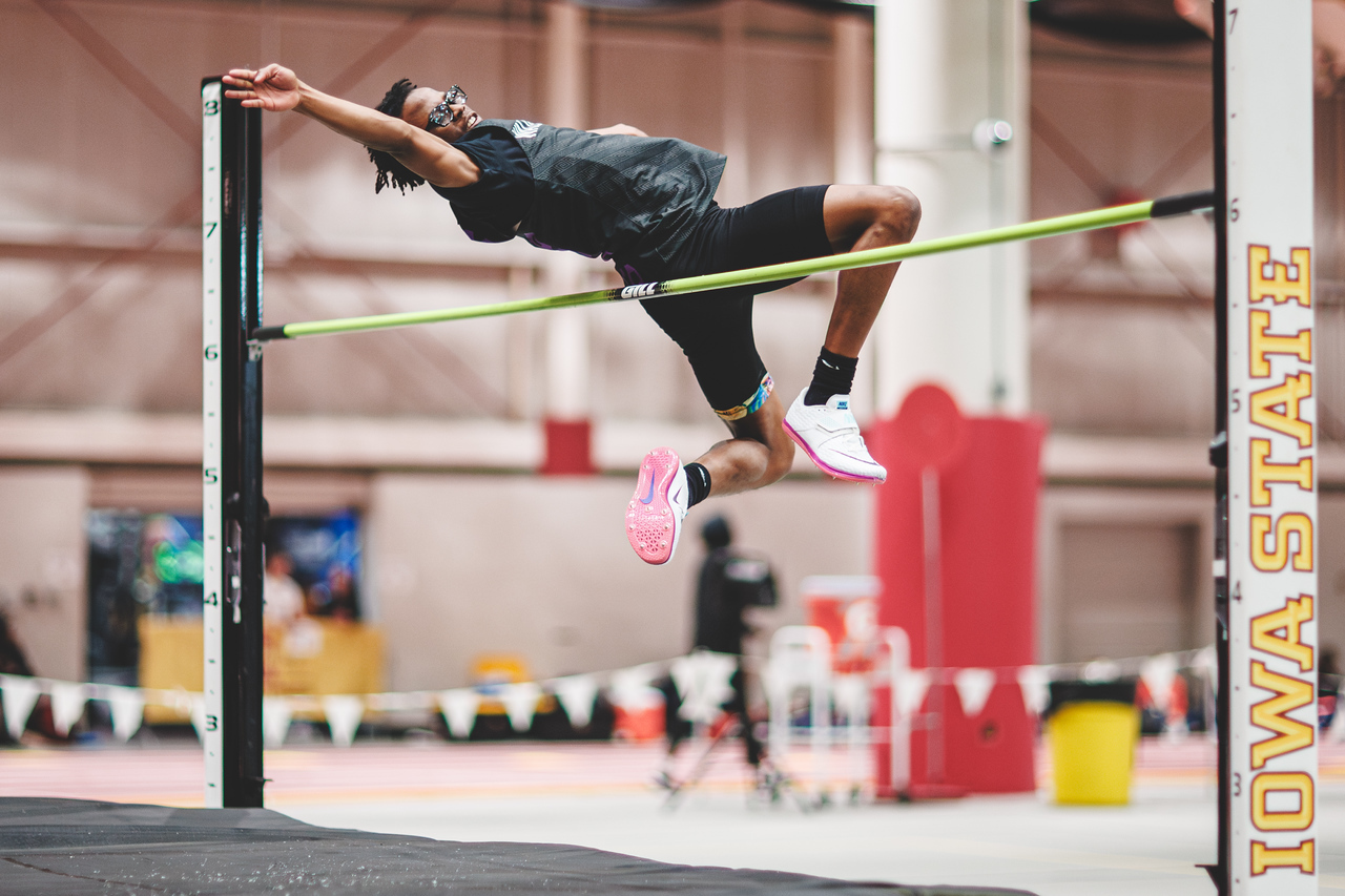 Men's Track and Field Set new school record and 14 Personal Bests at Mark Schuck Invite