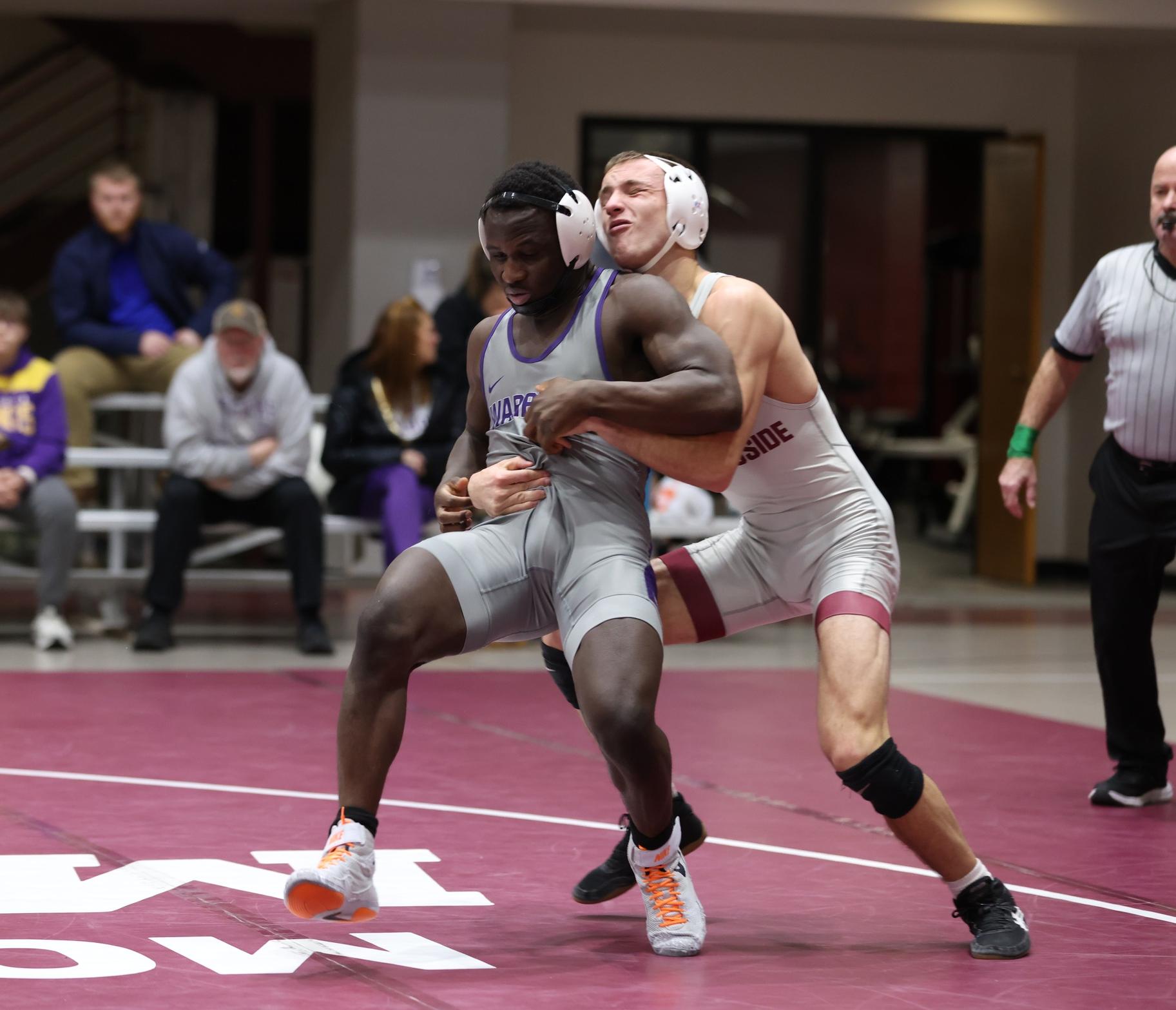 Waldorf University Warriors Face Off Against Graceland Yellowjackets in Wrestling Dual Meet