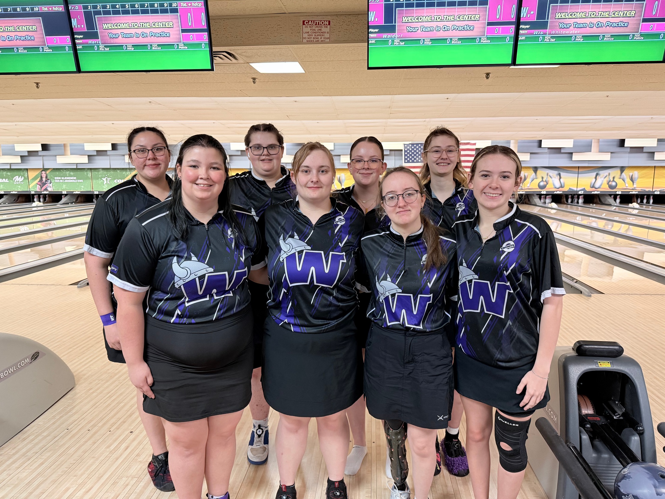 Waldorf Women&rsquo;s Bowling Competes in the Singles and Team Sectional Tournament