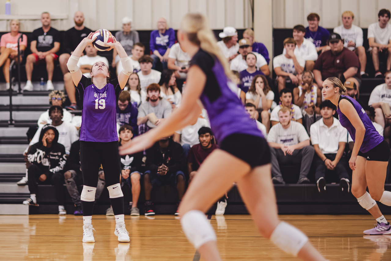 Waldorf Volleyball Battles Hard in Conference Match Against Northwestern